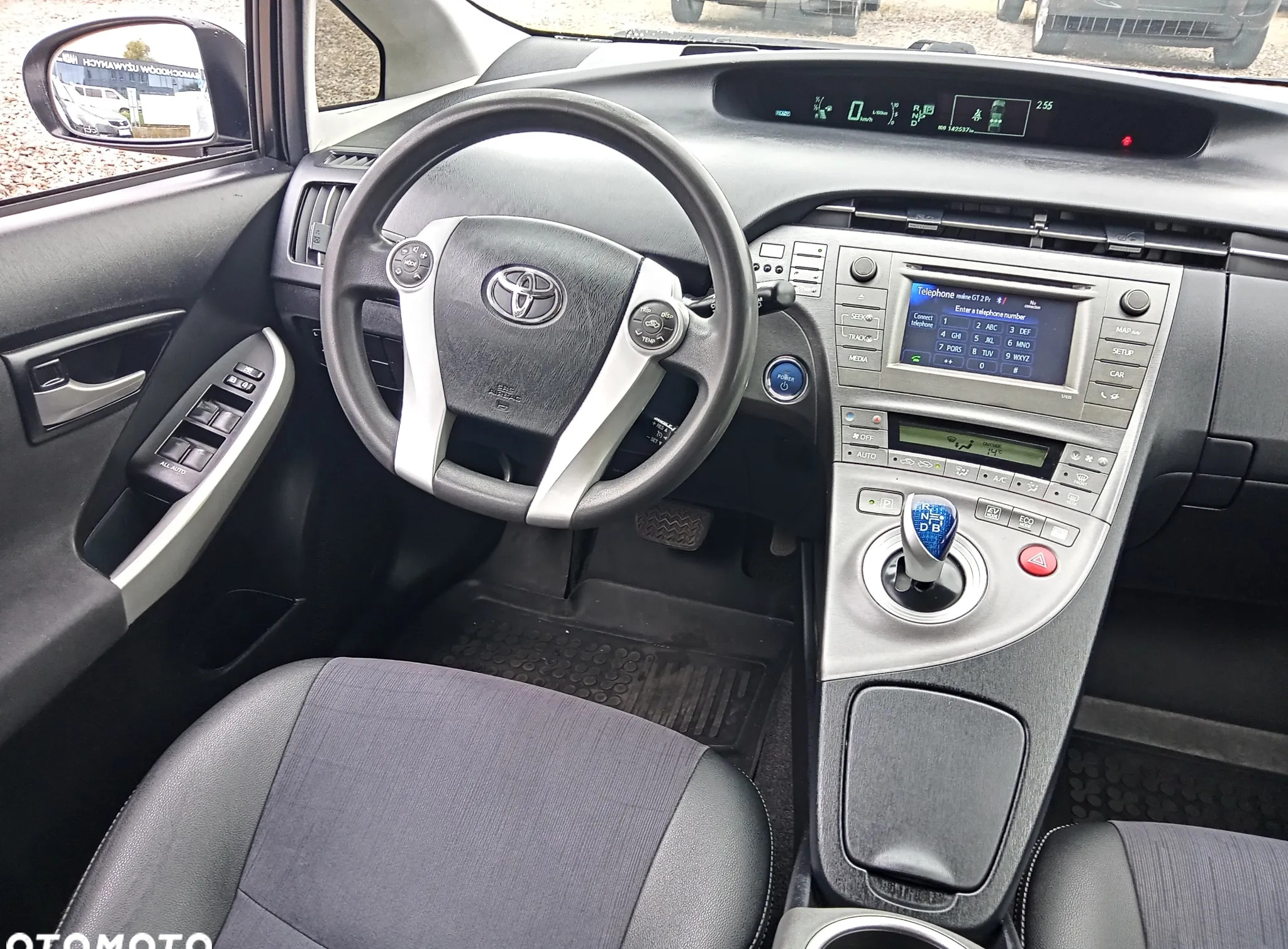 Toyota Prius cena 49900 przebieg: 142530, rok produkcji 2013 z Żnin małe 742